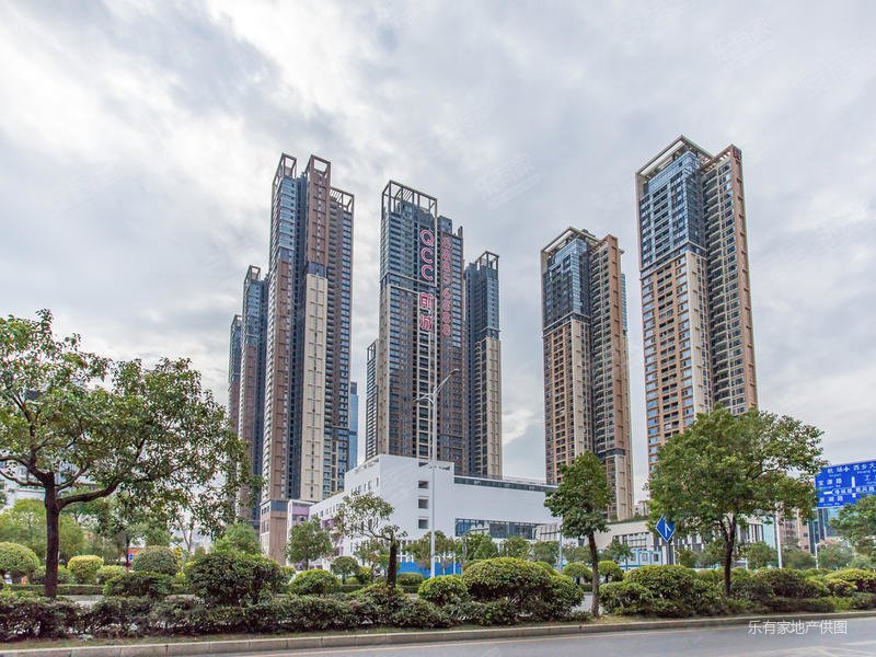 笋盘,宝安前城滨海花园,宽敞四房,双地铁,诚心出售