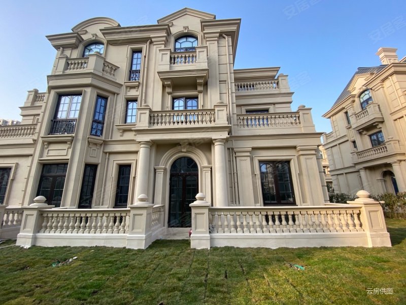 昆山法式豪宅别墅金大元大双拼花园200平钥匙在手