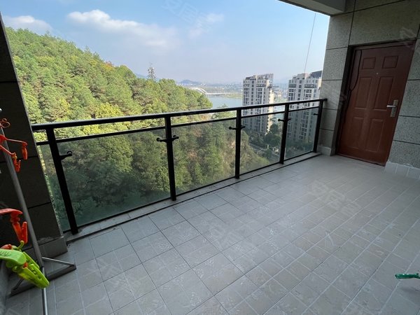 杭州富阳富春西郊半岛(公寓住宅)西郊半岛云龙阁一线江景近亚运场馆