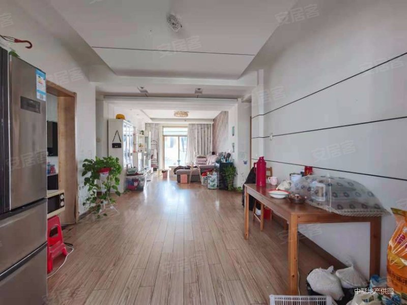 好房急售双地铁口已装电梯龙兴花园南北通透采光充足