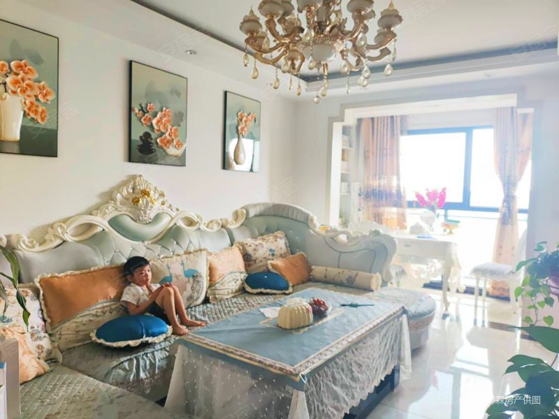 普天自住欧式装修 业主诚心出售