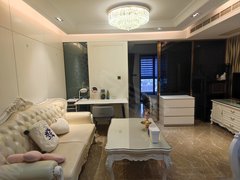 上海静安西藏北路复地新都国际 1室2厅1卫 电梯房 71平 豪华装修出租房源真实图片