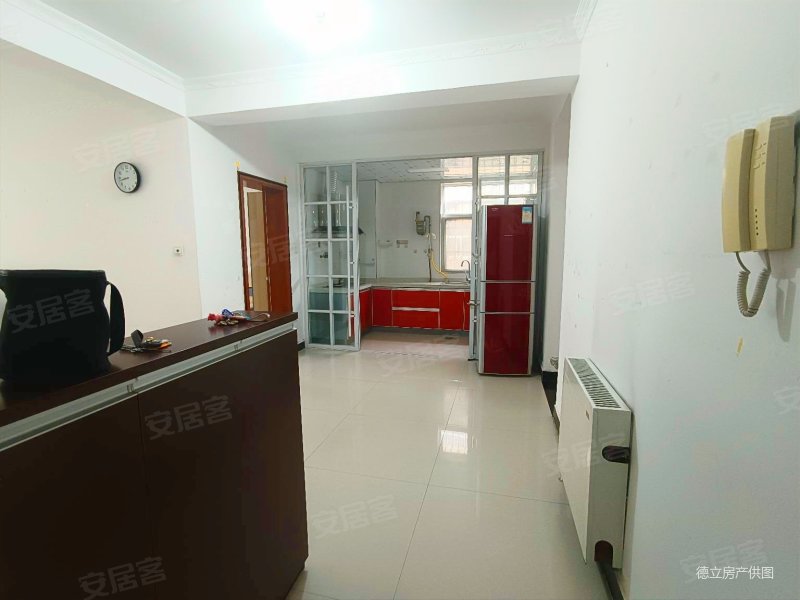 出售前进路筑城国际花园电梯小洋房 三室南北通透面积110平