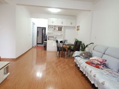 嘉鱼嘉鱼城区嘉鱼市区龙湾半岛精装三房出租出租房源真实图片