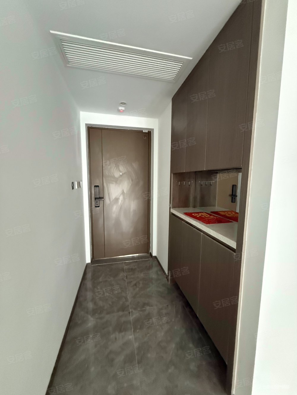 心望雅苑3室2厅2卫105㎡南北168万