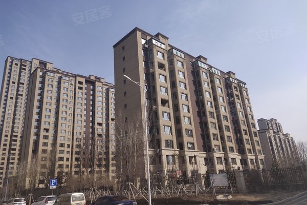 长春二手房 领秀蓝珀湖(一期) > 毕帅解读领秀蓝珀湖(一期)生活配套