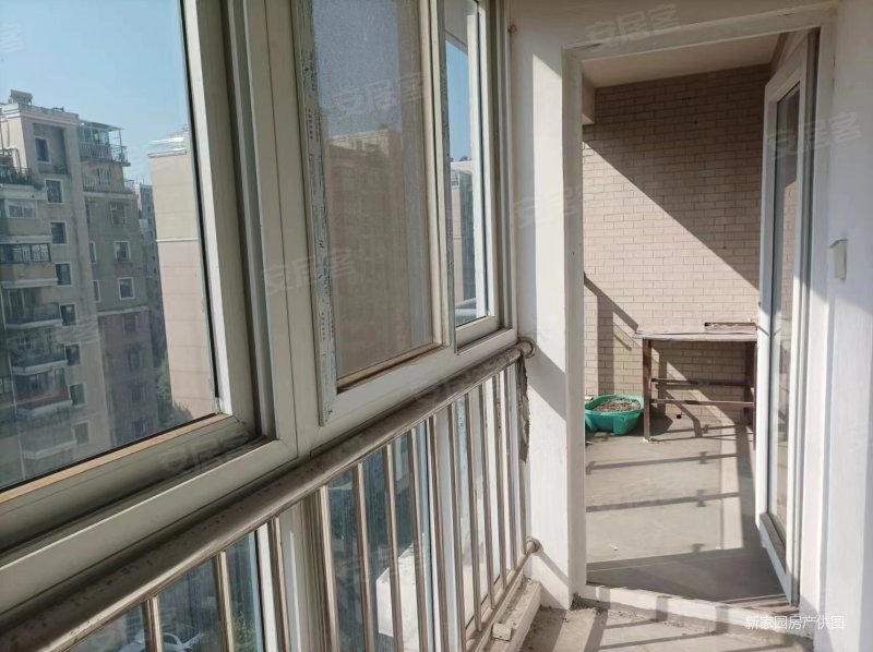 观音山电梯洋房中上层东晖花园毛坯两房装修随意性价比高看房方便