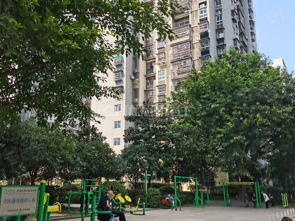 重庆渝北空港新城新都花园新都花园精装三房可以租半年精装电梯房家具