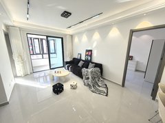 合肥新站职教城朝南两室（带衣帽间）可支持短租！密码锁！拎包入住！免费看房！出租房源真实图片