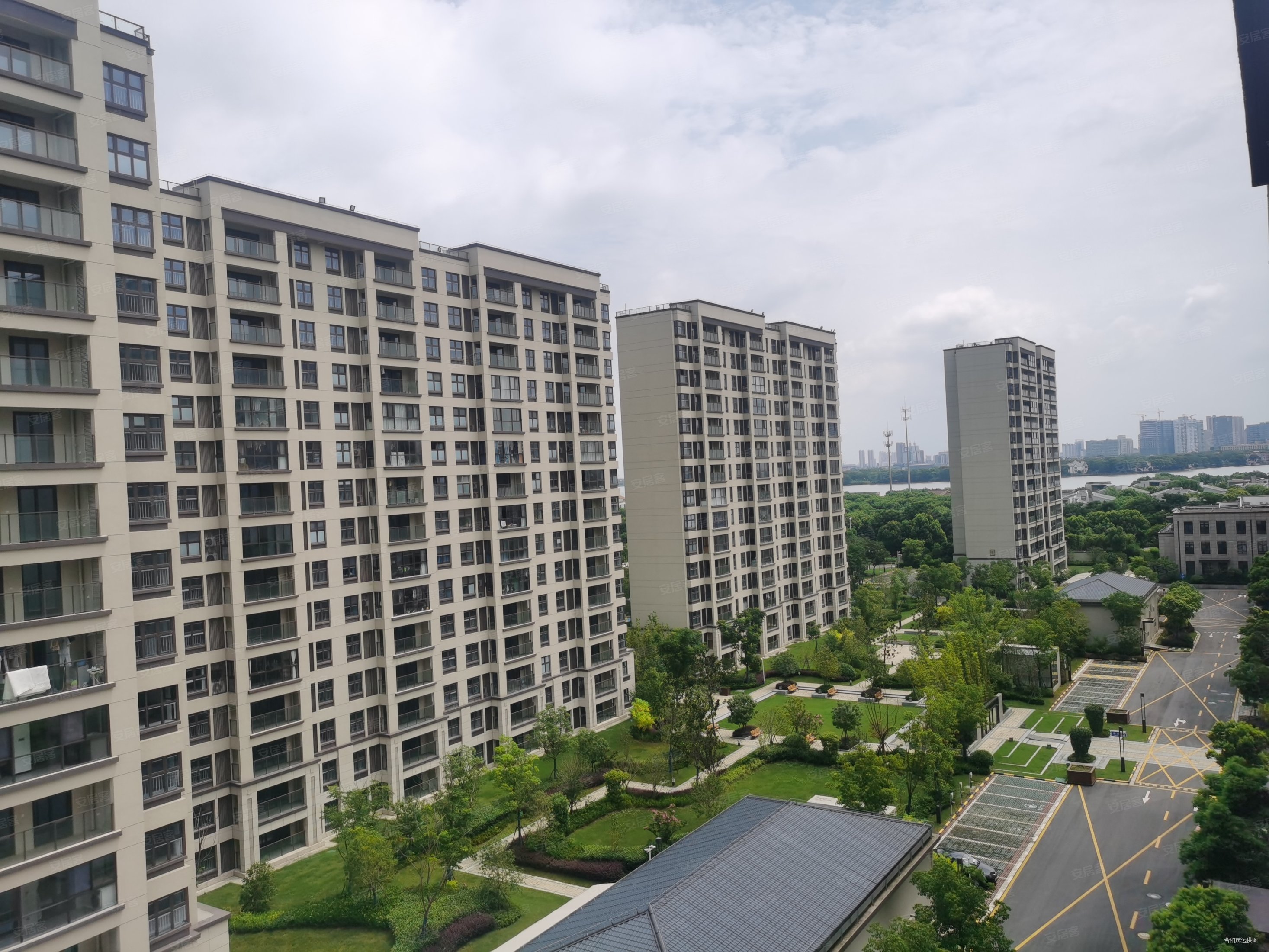 苏州房产网>苏州二手房>吴江二手房>汾湖二手房>光樾华庭>