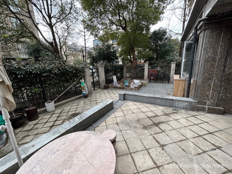 268平680万城市嘉苑叠加别墅边户100平大院子