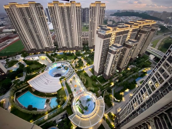 广州增城新塘品秀星图品秀星图 精装四房 配置齐全 环境好 华师附小