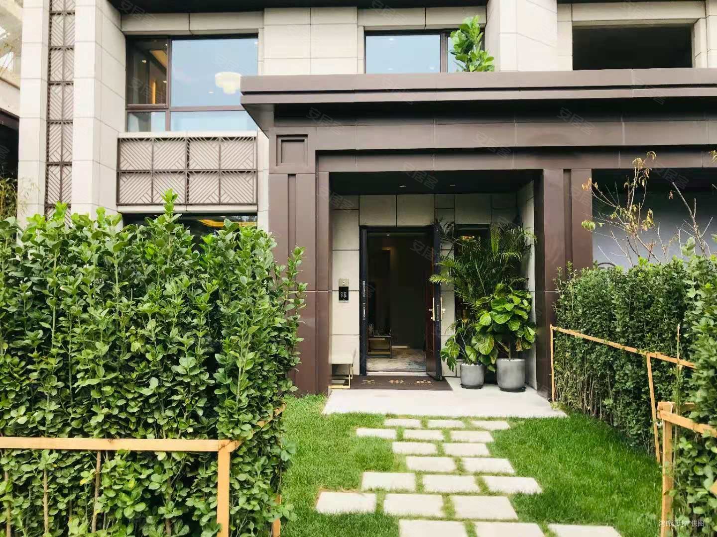 金悦府别墅 独门独院 独立电梯入户 南五环 新机场旁