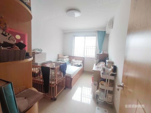 芙蓉苑3室2厅2卫124.53㎡南430万