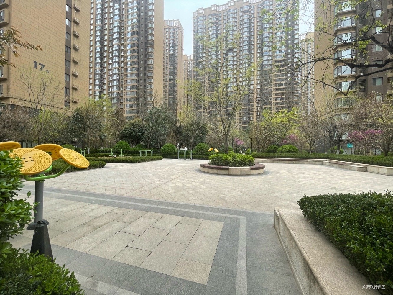 万科翡翠天誉4室2厅2卫157.28㎡南北435万