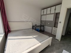 鹰潭贵溪贵溪城区印象城单间出租 共用卫生间  有空调Wi fi干净整洁随时看出租房源真实图片