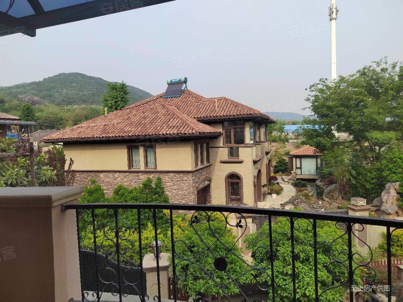 檀香山北区豪华装修大独栋下350平纯地上花园一亩1150