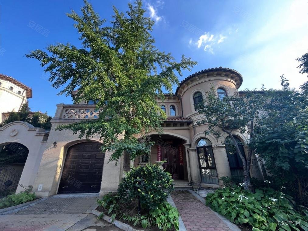 通州格拉斯小镇别墅电梯出行方便看房随时