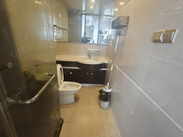 金华金东多湖万达广场万达广场精装修公寓，家电齐全拎包入住，交通便利轻轨旁出租房源真实图片