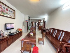 北流北流城区城区精通市场对面，新南城，3房带车库，900包物业带车库出租房源真实图片