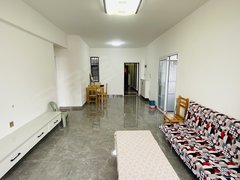桂林叠彩沃尔玛北极广场 沃尔玛旁 和平佳园2房家电家具齐全 电梯10楼出租房源真实图片