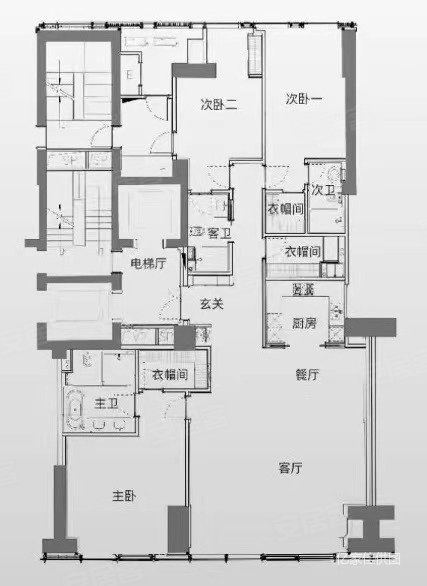 青岛房产网>青岛二手房>市南二手房>湛山二手房>深蓝中心>