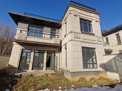 一号线在项目北侧500米小区户型新希望主要做的就是新中式合院别墅,有