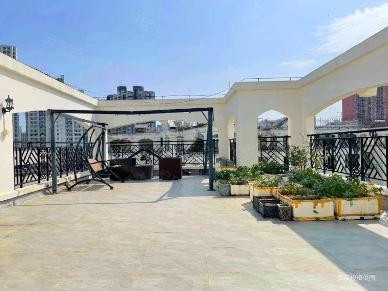 粤海国际花园豪装靓房5房2厅3卫送200平方大平台