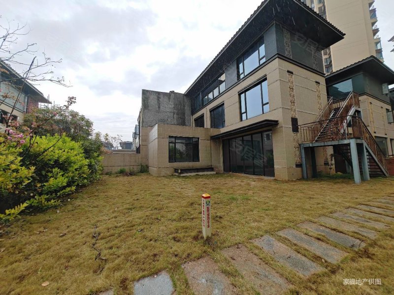 蓝光雍锦半岛别墅