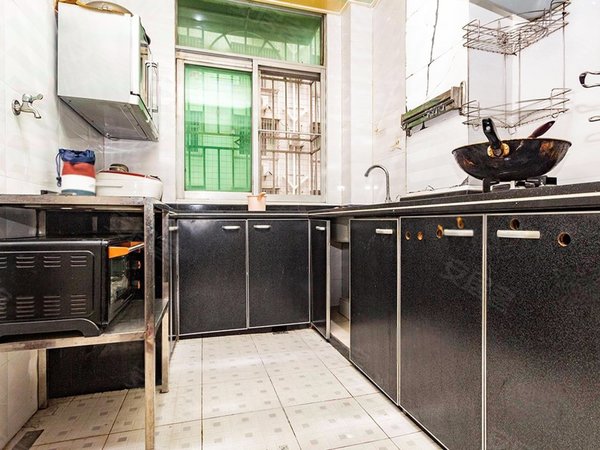 【多图】兴华花园(宝安),西乡租房,1号线西乡天虹 兴华花园精装三房