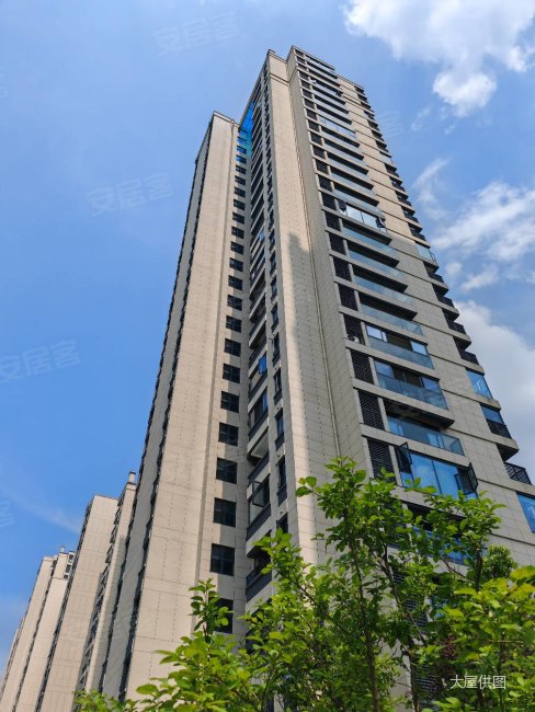 融信美好宝龙澜天3室2厅2卫87.88㎡南93万