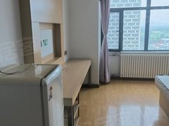 莱芜莱城信誉楼颐高公寓,带家电家具800一个月,紧邻市医院,凤城高中出租房源真实图片