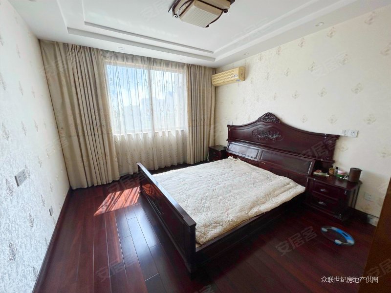 急售好房 业主置换 诚心出售此房 精装三房 自住保养好,四季花园(常熟