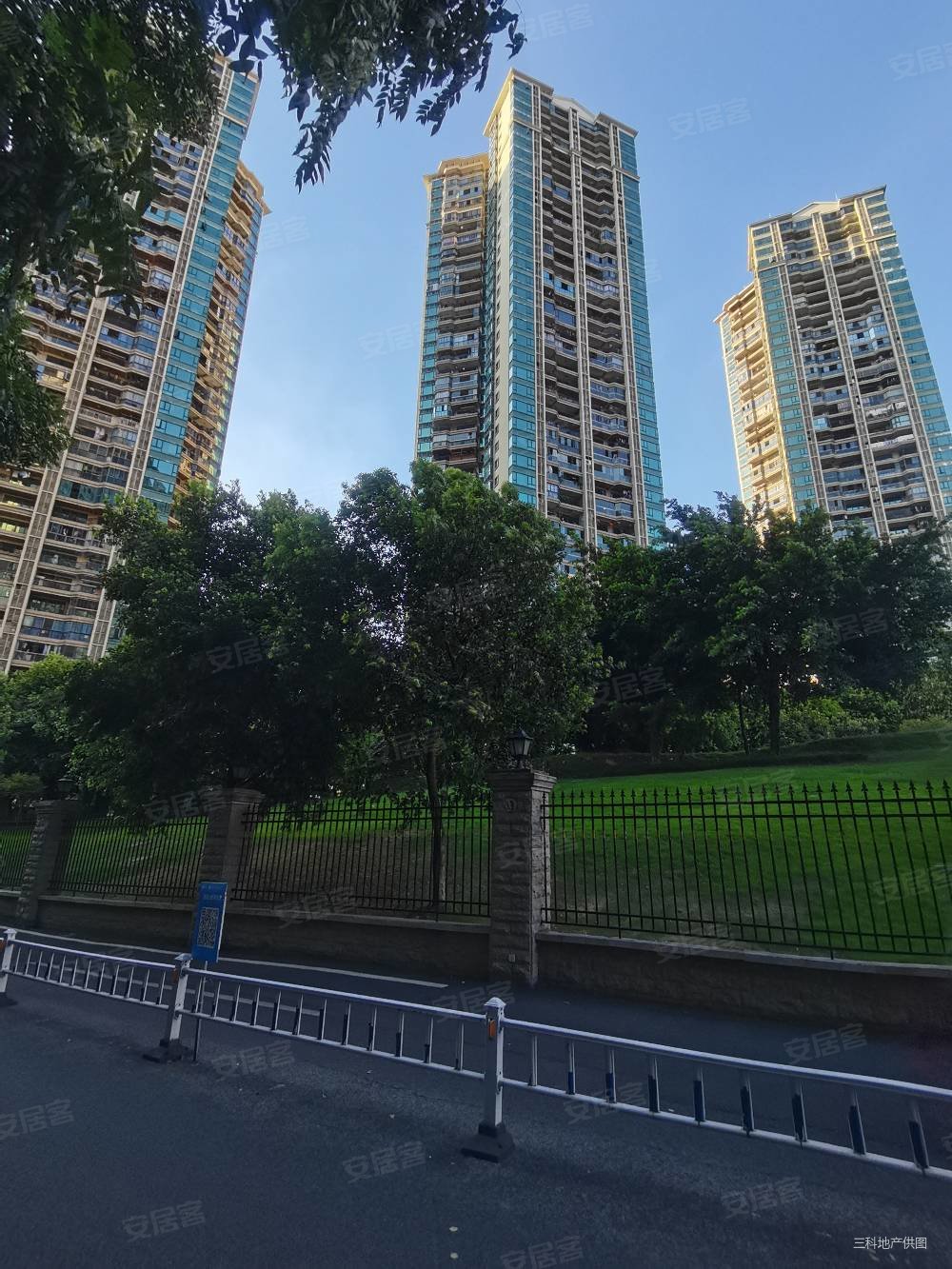 李家沱大融城品质小区恒大城三期精装三房保持非常好