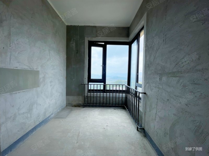 礼嘉龙湖天街旁樾千山大平层住家清静业主急售,碧桂园金茂金科樾千山