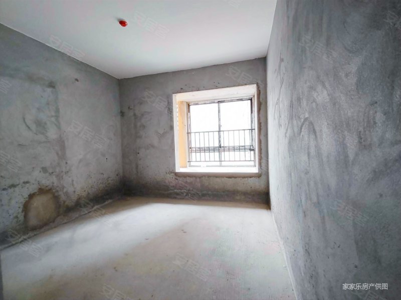 康德城三期124平4房单价3千多超大厨房