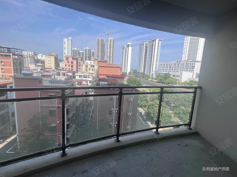 海悦湾满五精装修电梯房商品住宅小区新