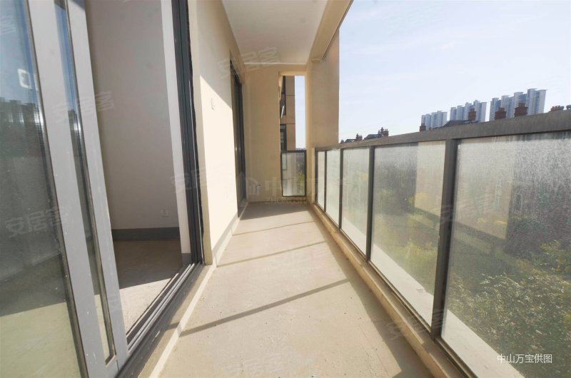 悦湖花园140平大4房高得房率已空置即拿房