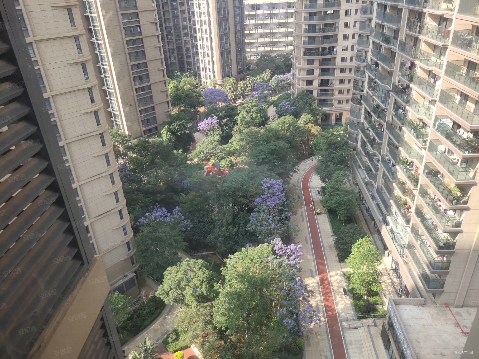 环湖东路 地铁五号线会展站 山海湾一期 精装修两室中间楼层