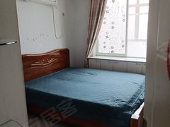 临沂河东河东汽车站复式带露台 家具家电齐全 随时看房出租房源真实图片