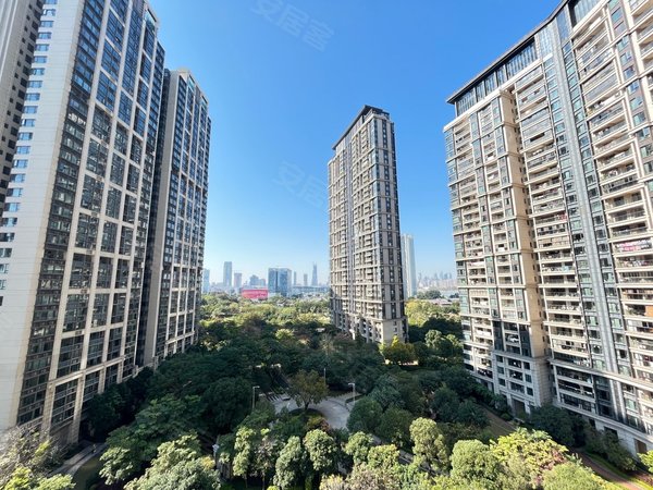 广州海珠琶洲保利天悦(商住楼)新出房源保利天悦大3房133平单边位本人