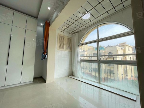 磁县四方大厦整租 无中介 紧邻地铁 随时看房通勤好房 押一付一 家电