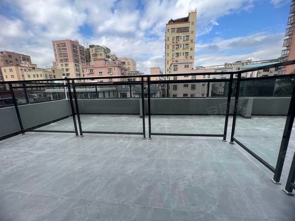 深圳罗湖黄贝岭黄贝岭华侨新村罗湖区黄贝岭站 近丽斯大厦 瑞思国际