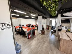 廊坊开发区会展中心荣盛发展大厦 351平 可以分成两户 价格可谈出租房源真实图片