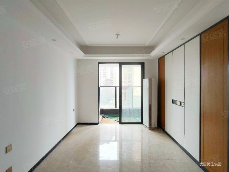 彰泰府56平仅78万全新未入住有房产证华润万象汇