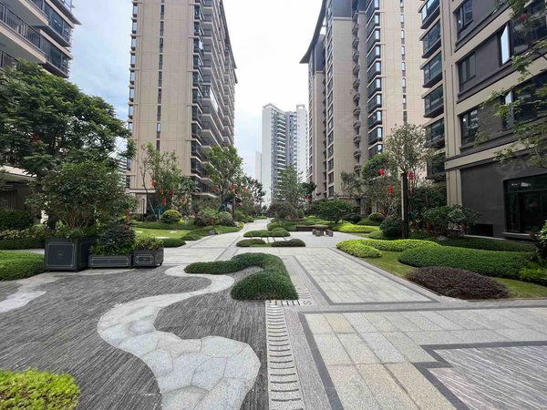 南宁良庆五象大道建发五象印月建发五象印月 3室2厅2卫  电梯房 精