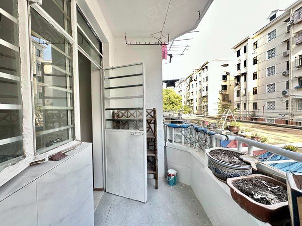 【多图】东湾小区,华泾租房,东湾小区 1室1厅1卫 精装修44平米,徐汇