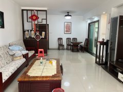 惠州惠城龙丰叠翠山庄，149平方四房,2100元出租，可谈出租房源真实图片