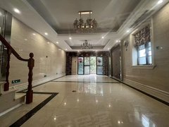 深圳龙华观澜观湖园(别墅) 5室2厅4卫  194平米出租房源真实图片