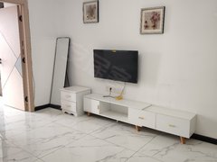 当阳长坂路当阳城区当阳万象出租，一室带厨卫家具家电齐全，拎包住，1200元月出租房源真实图片